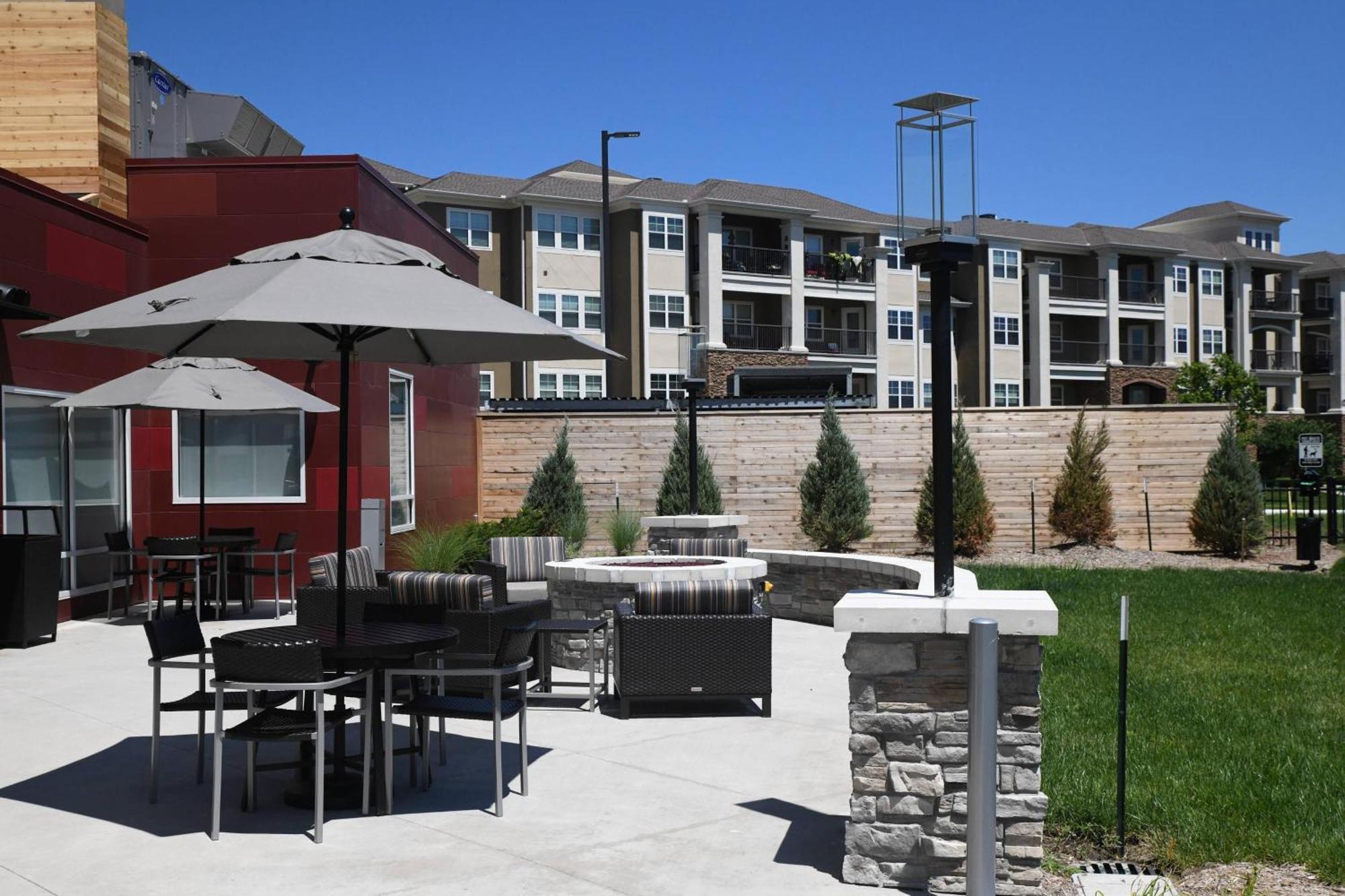 Towneplace Suites Kansas City At Briarcliff Ngoại thất bức ảnh